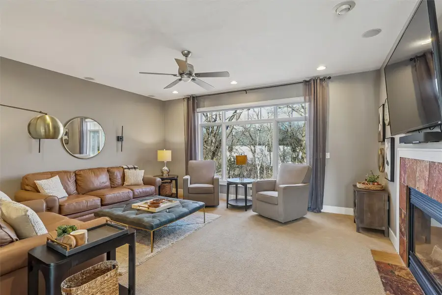 16205 Boston Parkway, Clive, IA 50325 - #2