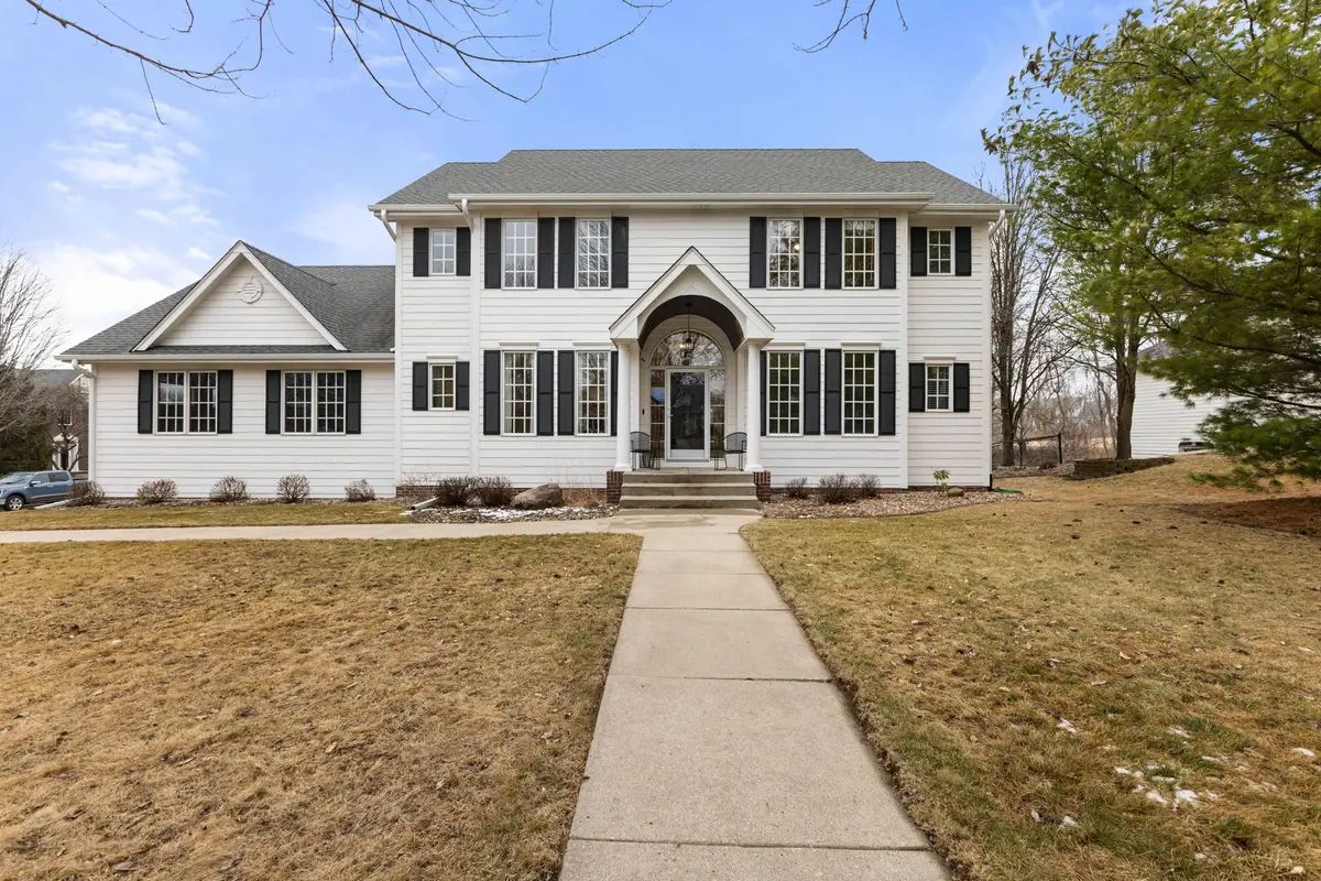 8324 Chambery Boulevard, Johnston, IA 50131 - #1