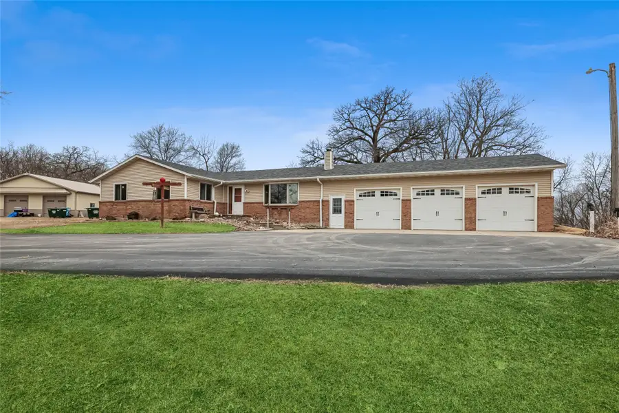2099 E 156th Street N, Grinnell, IA 50112 - #2