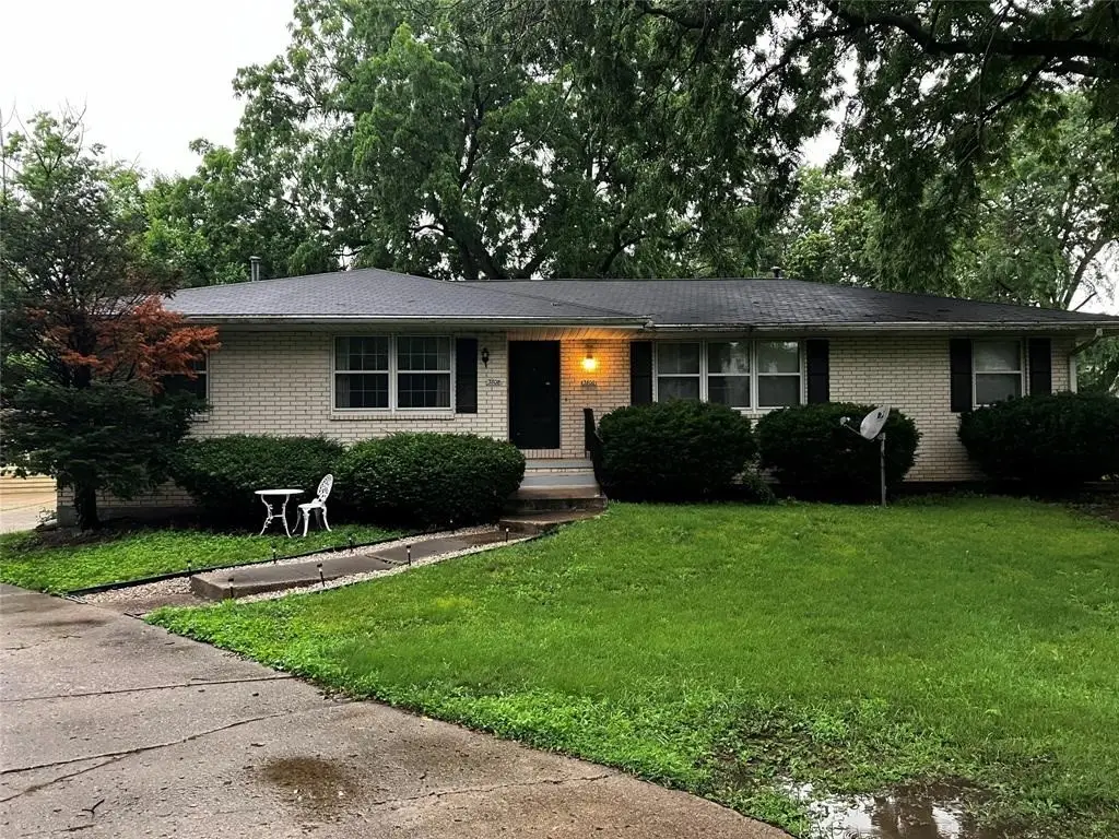 3808 SW 12th Street, Des Moines, IA 50315 - #1