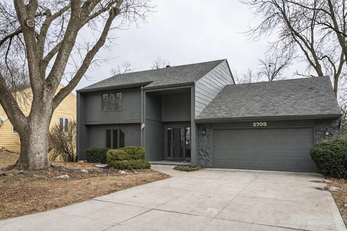 2705 71st Street, Urbandale, IA 50322 - #1