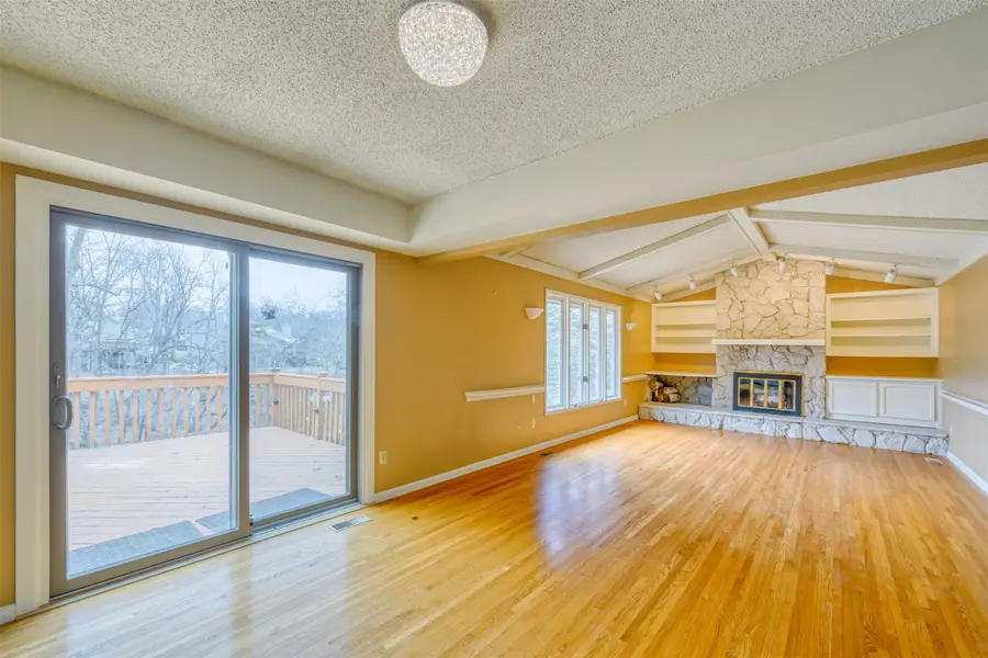 2705 71st Street, Urbandale, IA 50322 - #2