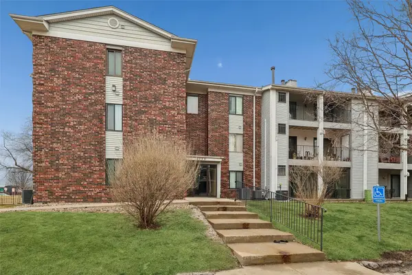 4829 86th Street #19, Urbandale, IA 50322