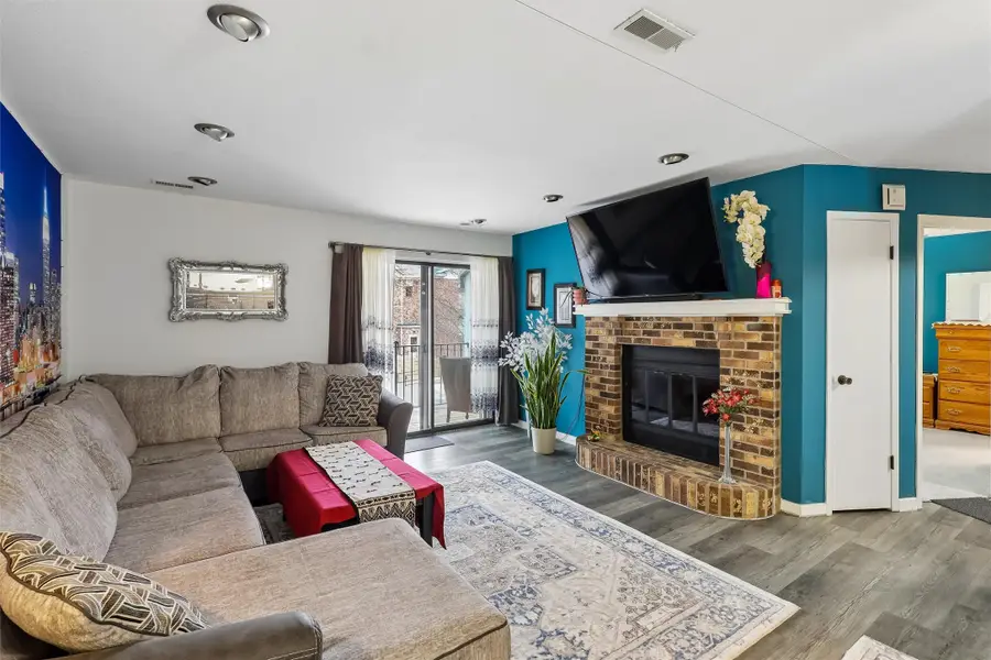 4829 86th Street #19, Urbandale, IA 50322 - #2