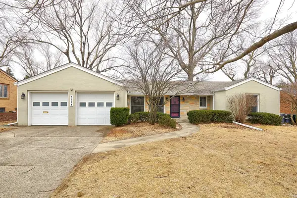 7114 Sunset Terrace, Windsor Heights, IA 50324