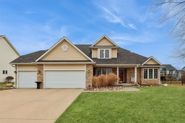 15801 Winston Avenue, Urbandale, IA 50323