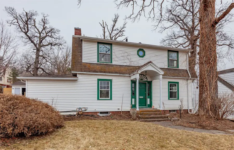 5810 Ingersoll Avenue, Des Moines, IA 50312 - #2