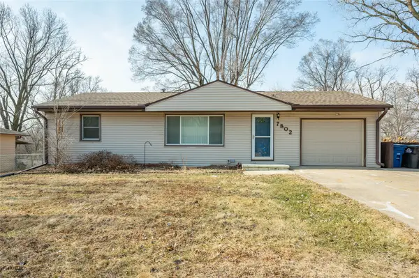 7802 SW 10th Place, Des Moines, IA 50315