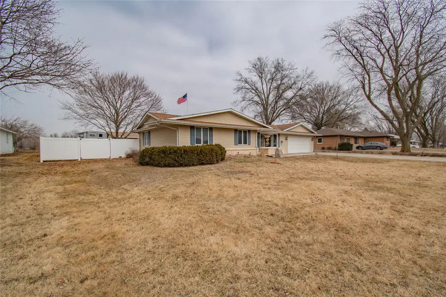 1609 Taylor Street, Redfield, IA 50233 - #2