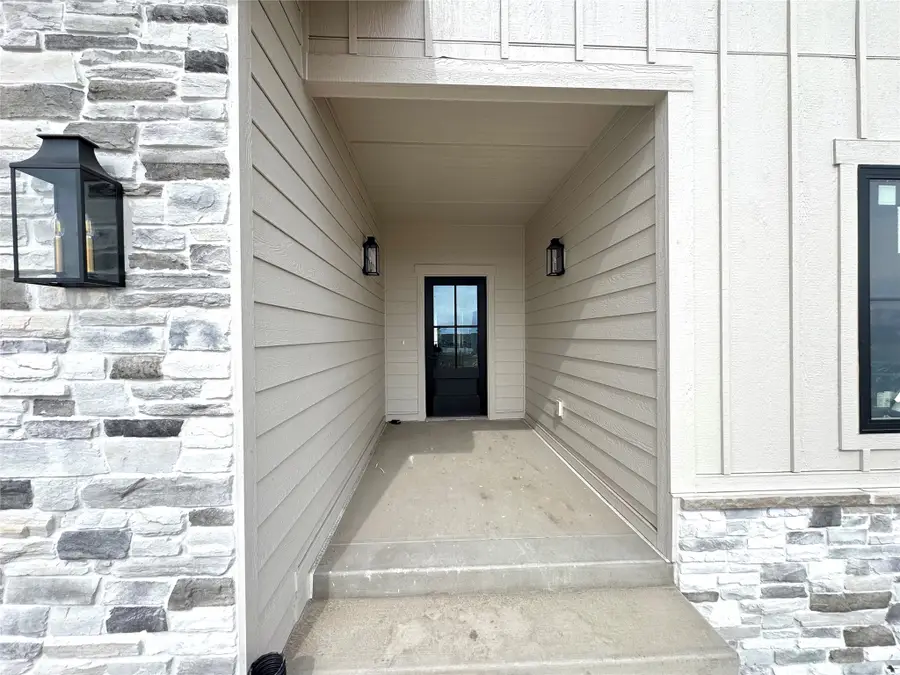 265 NW Copperleaff Court, Waukee, IA 50263 - #2