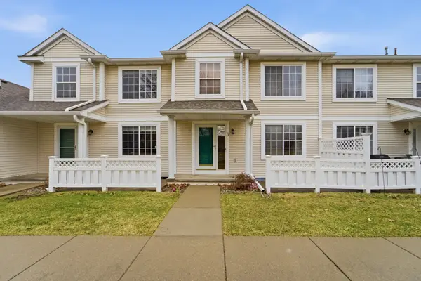 9205 Greenspire Drive #3, West Des Moines, IA 50266