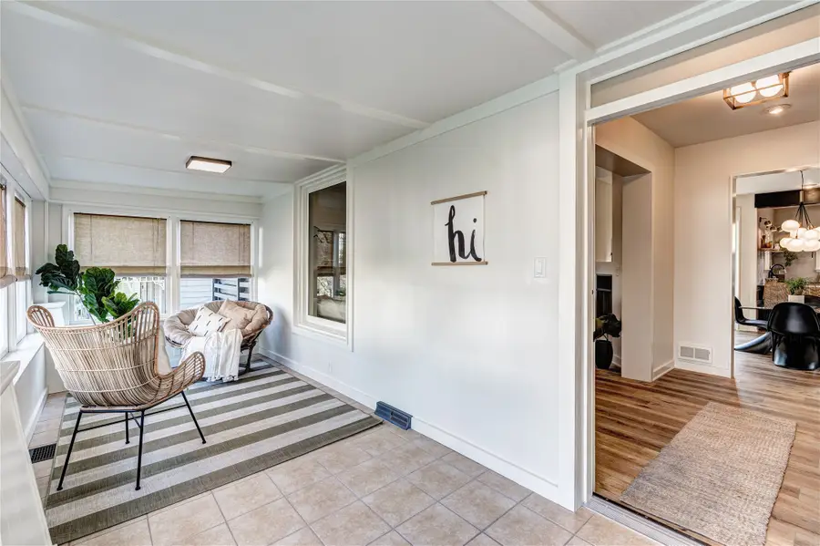 630 36th Street, Des Moines, IA 50312 - #2