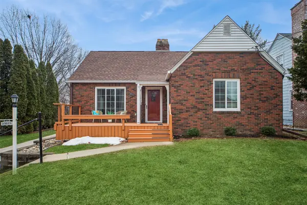 5716 Kingman Avenue, Des Moines, IA 50311