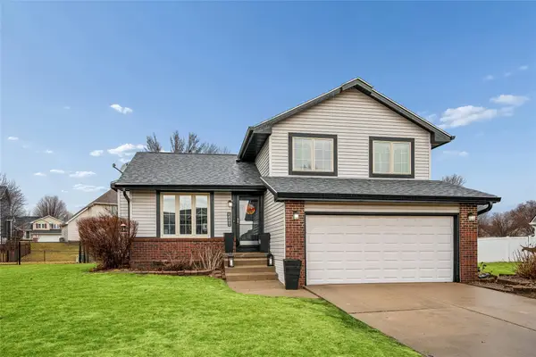 2118 NW School Street, Ankeny, IA 50023