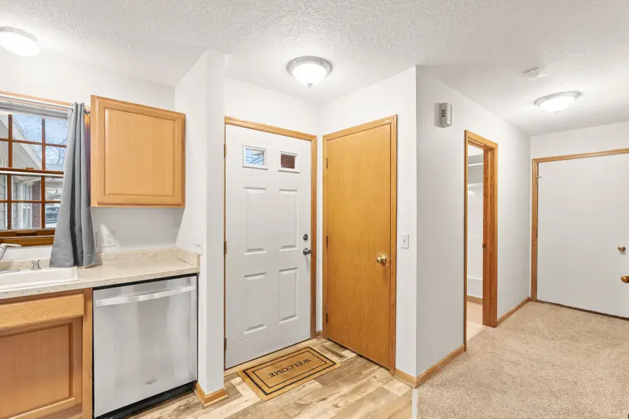 5408 Vista Drive, West Des Moines, IA 50266 - #3