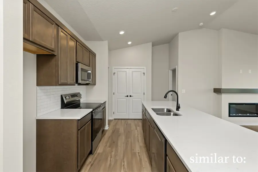 580 NW Atlas Lane, Waukee, IA 50263 - #3