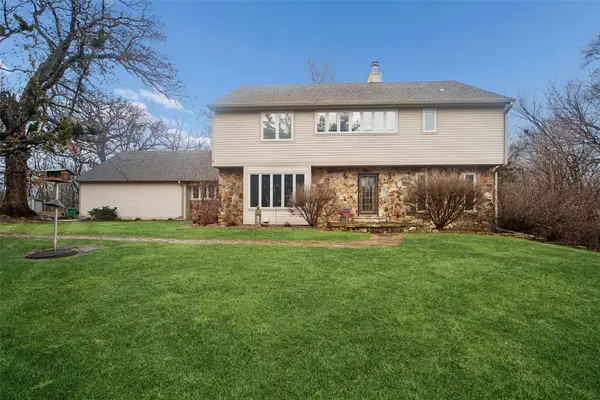 3850 NW 92nd Place, Polk City, IA 50226