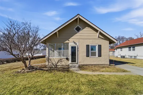 812 9th Street, West Des Moines, IA 50265