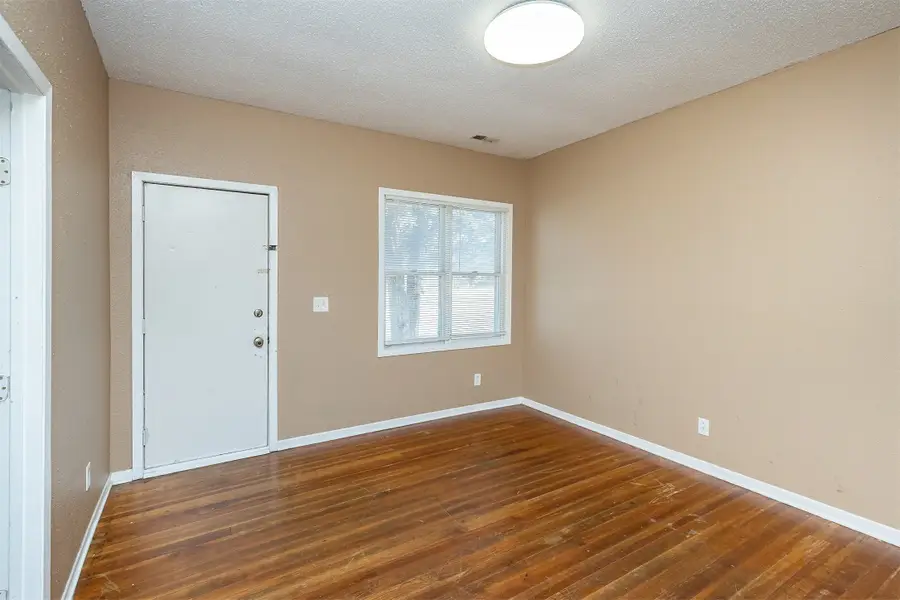 226 1st Street, West Des Moines, IA 50265 - #3