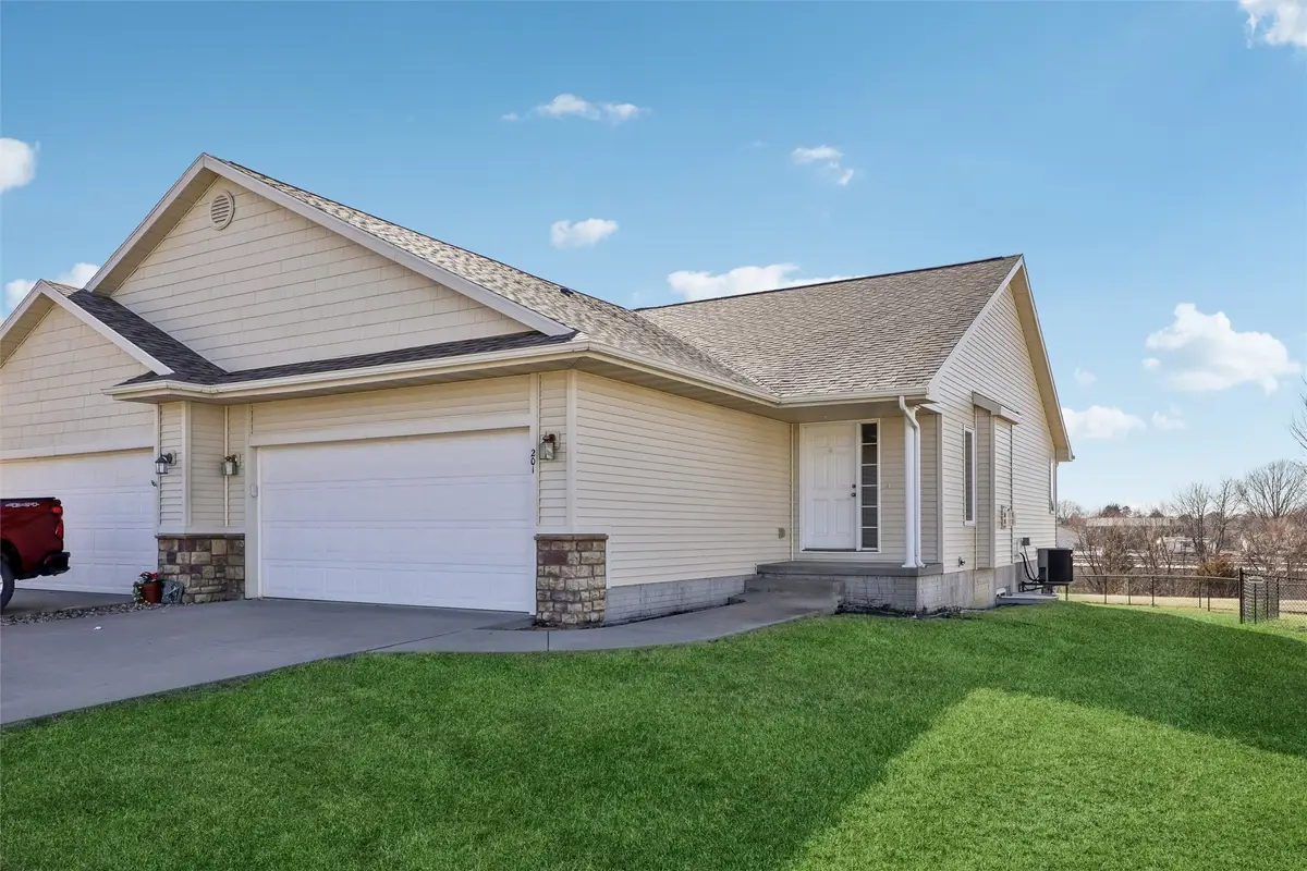 201 S 20th Street, Indianola, IA 50125 - #1