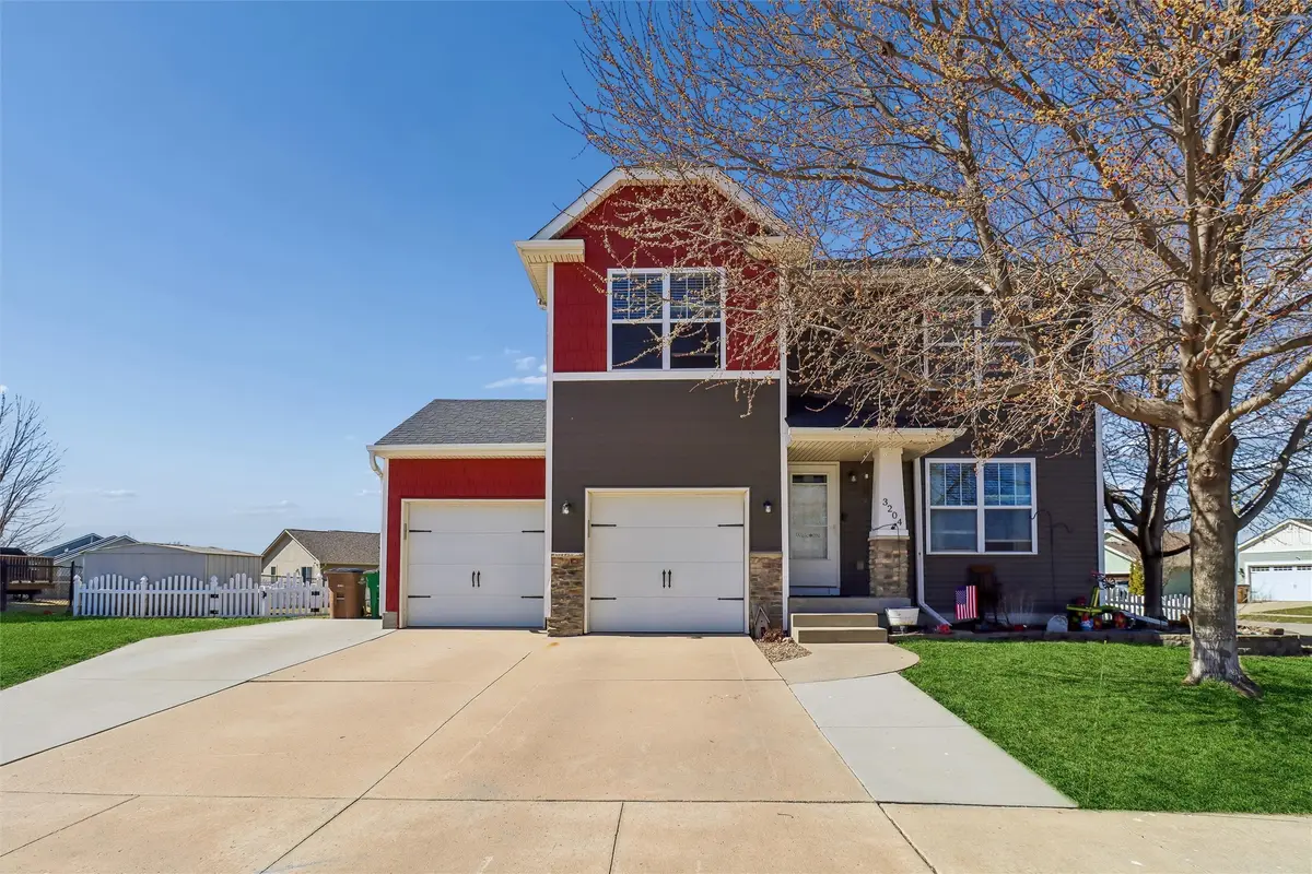3204 Maple Drive Sw, Bondurant, IA 50035 - #1
