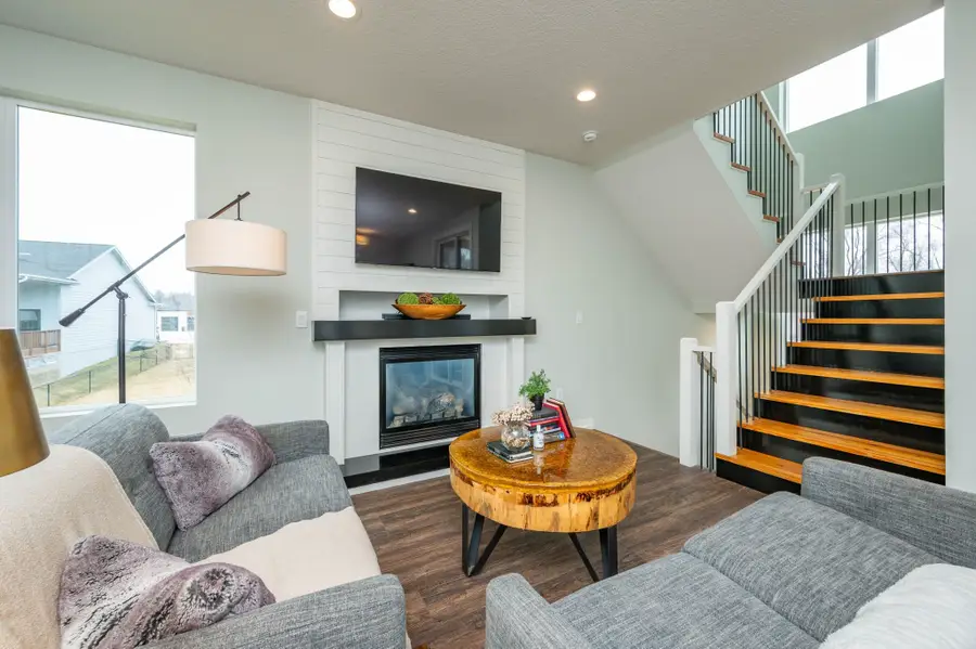 4921 Walker Circle, Johnston, IA 50131 - #3