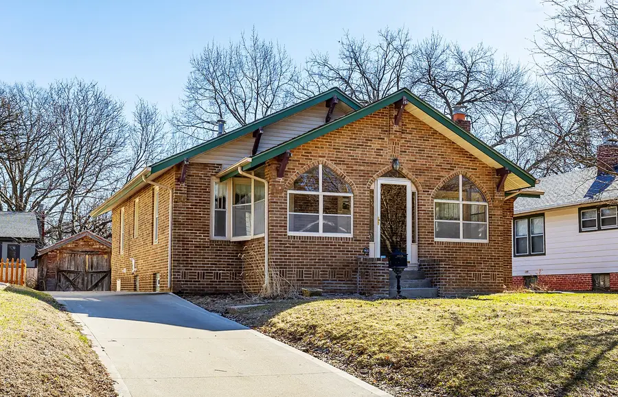 1433 42nd Street, Des Moines, IA 50311 - #2