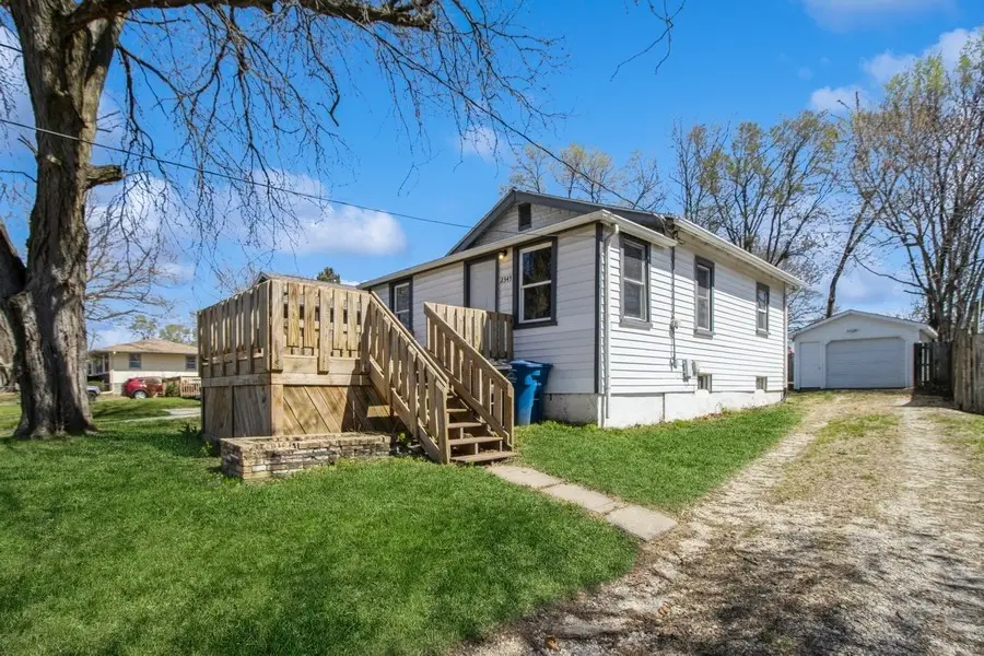 2345 E 37th Court, Des Moines, IA 50317 - #1