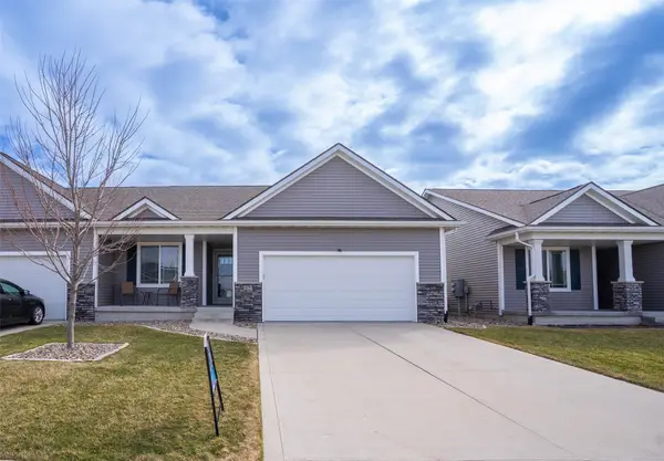 609 NE Maple Street, Elkhart, IA 50073