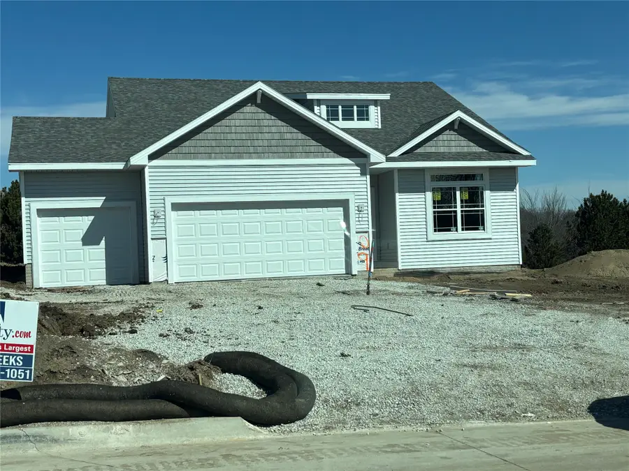 309 Maple Point, Winterset, IA 50273 - #2