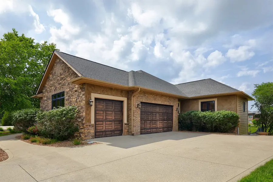 9127 NW 72nd Circle, Johnston, IA 50131 - #2