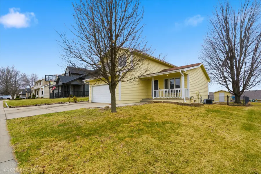 1215 N 7th Street, Indianola, IA 50125 - #2