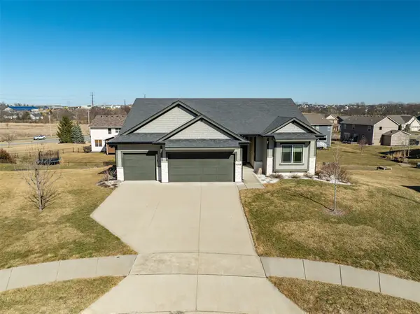 5348 162nd Court, Urbandale, IA 50323