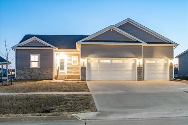 7920 NW 95th Street, Johnston, IA 50131