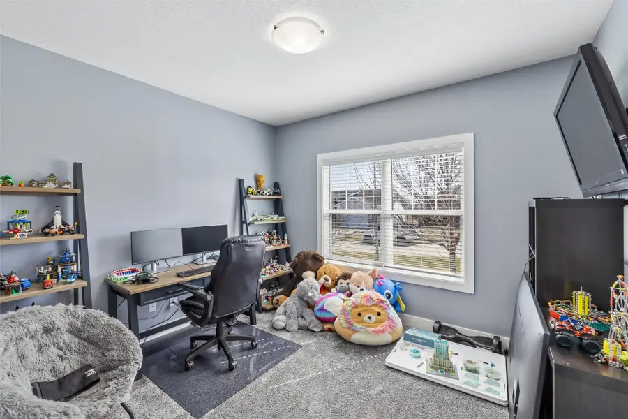 9635 Marnewood Drive, Johnston, IA 50131 - #2