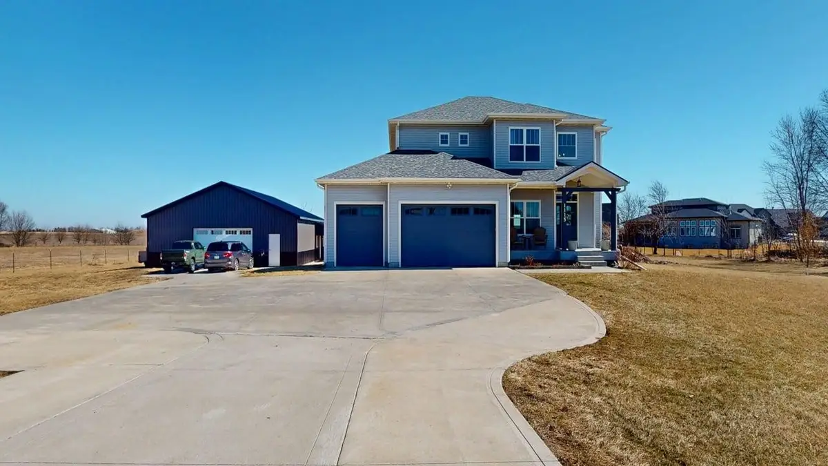 1115 Pleasant Street Ne, Bondurant, IA 50035 - #1