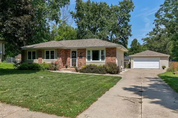 217 Jordan Drive, West Des Moines, IA 50265