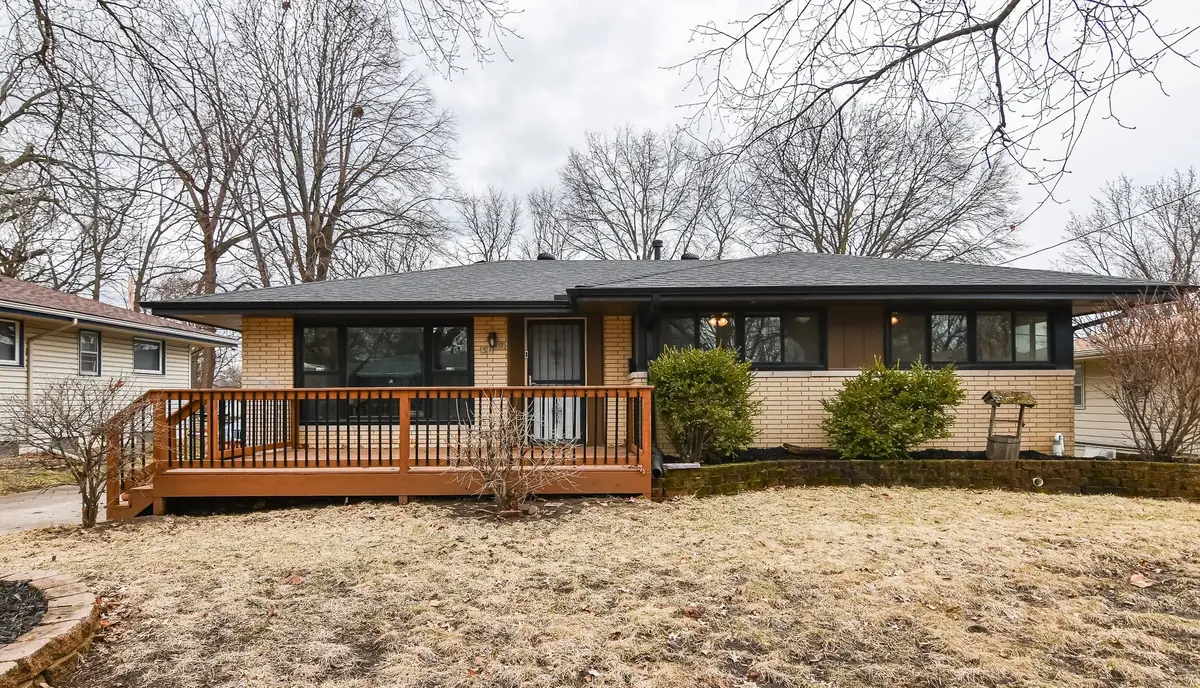 3117 Aurora Avenue, Des Moines, IA 50310 - #1