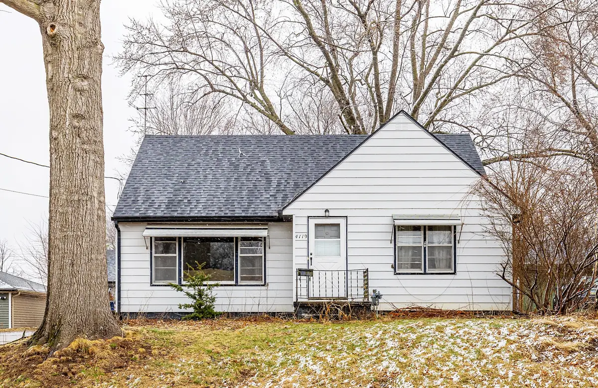 4119 Ardmore Road, Des Moines, IA 50310 - #1