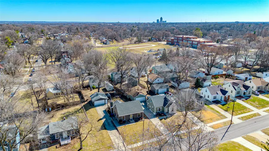 1717 45th Street, Des Moines, IA 50310 - #3