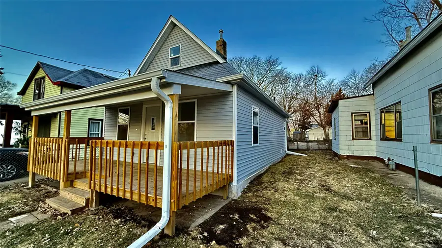 104 E 15th Street, Des Moines, IA 50316 - #3