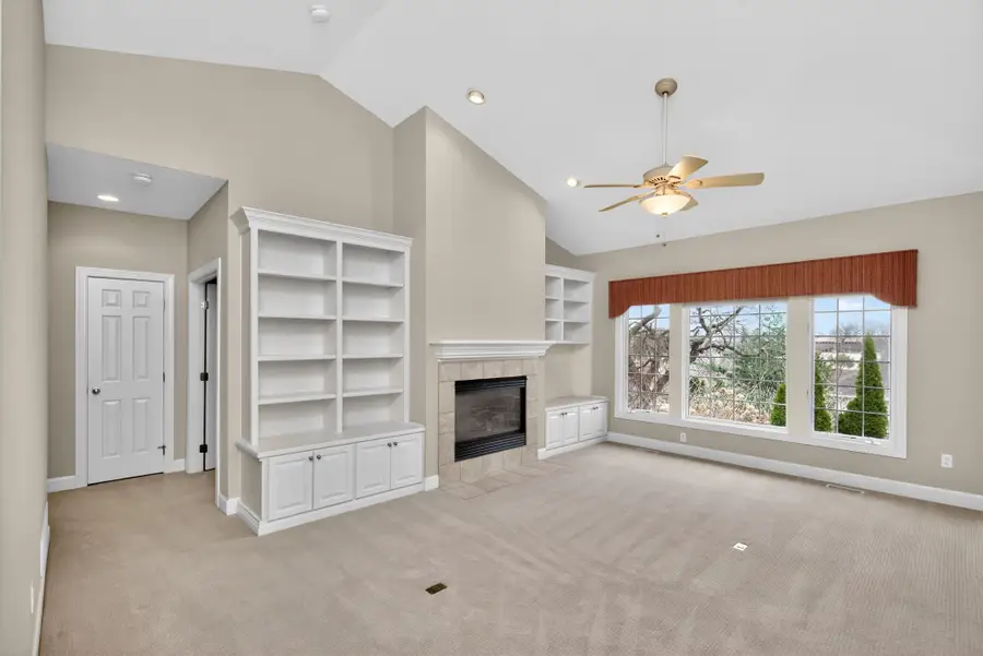 1483 NW 121st Street, Clive, IA 50325 - #3