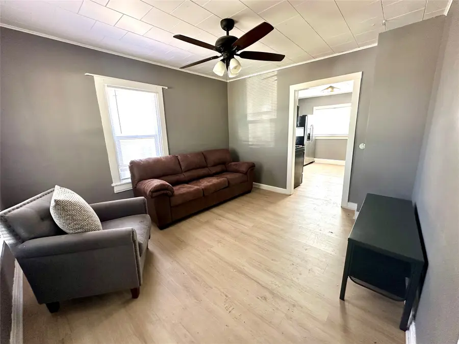 2724 College Avenue, Des Moines, IA 50311 - #2