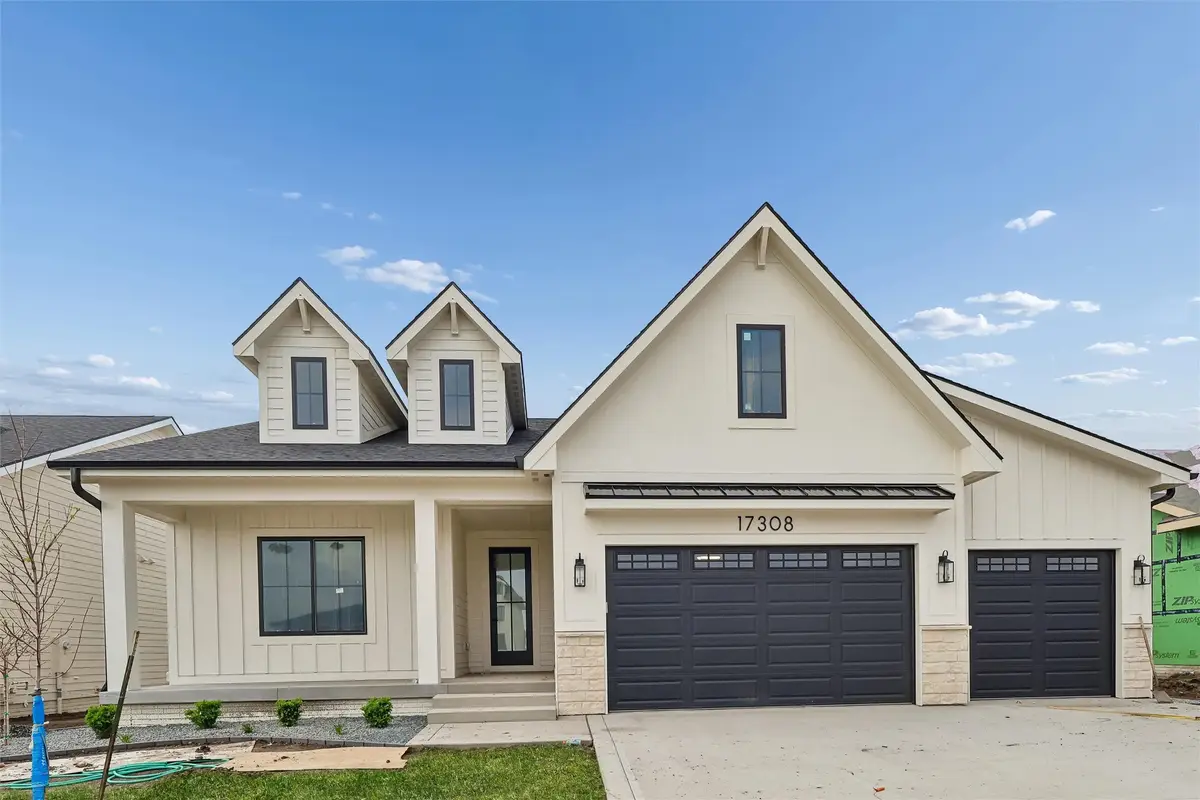 17308 Northview Drive, Urbandale, IA 50323 - #1