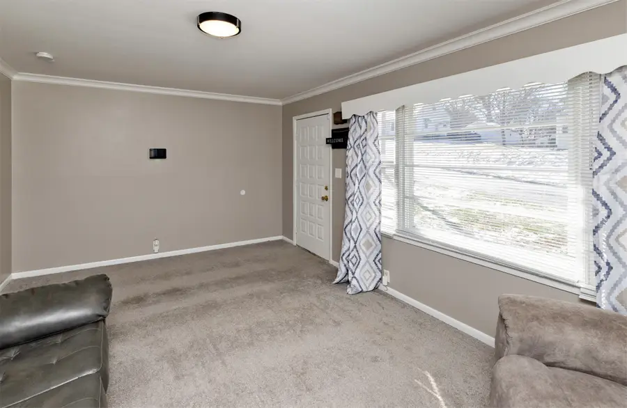 525 Broad Street, Des Moines, IA 50315 - #2