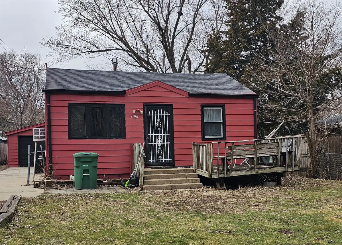 4730 NE 33rd Court, Des Moines, IA 50317 - #1