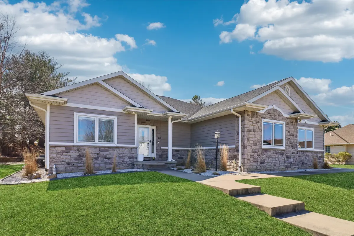 703 W Orchard Avenue, Indianola, IA 50125 - #1