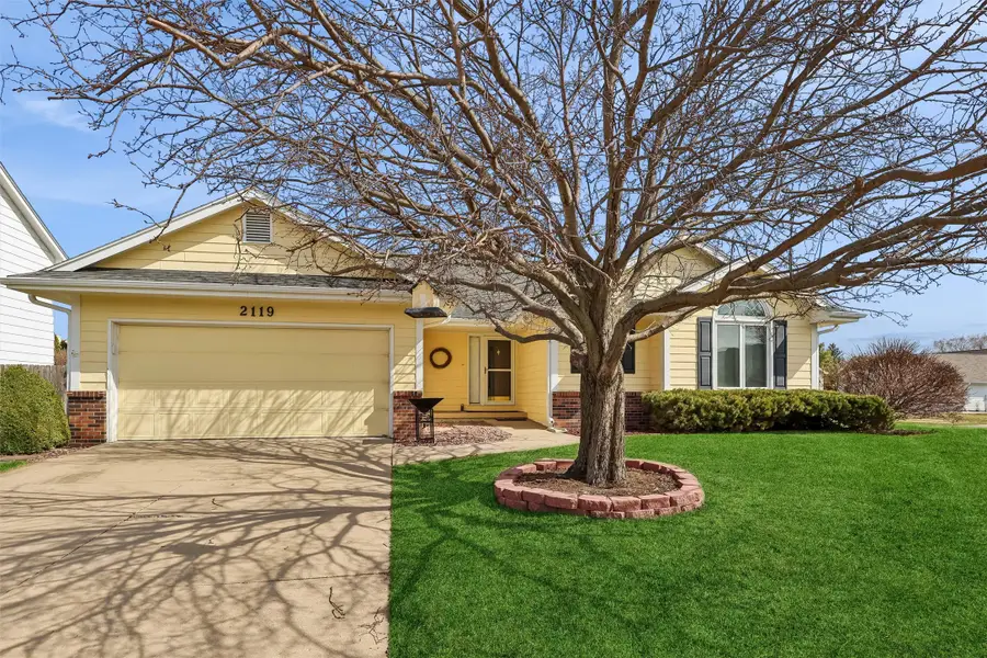 2119 NW 147th Street, Clive, IA 50325 - #2