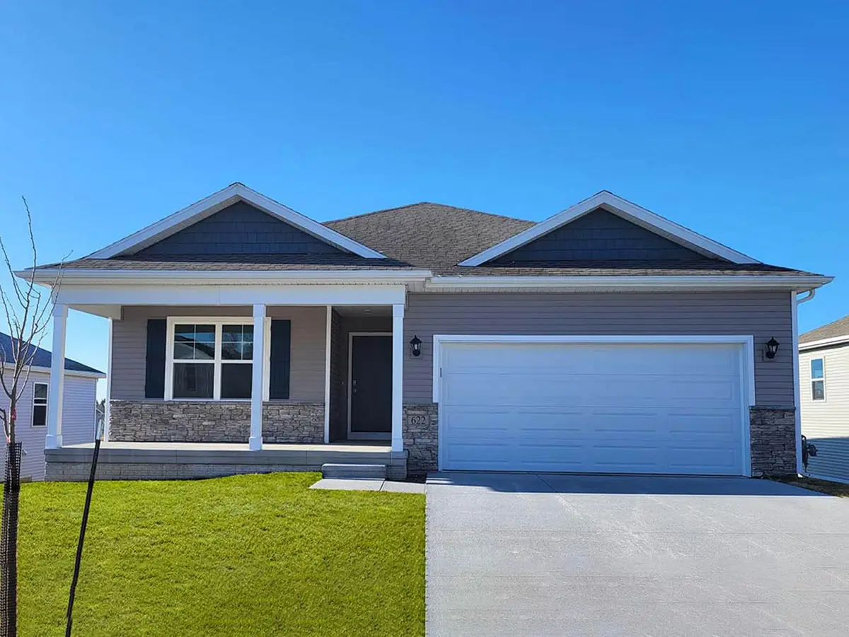 2451 SE Billings Place, West Des Moines, IA 50265 - #1