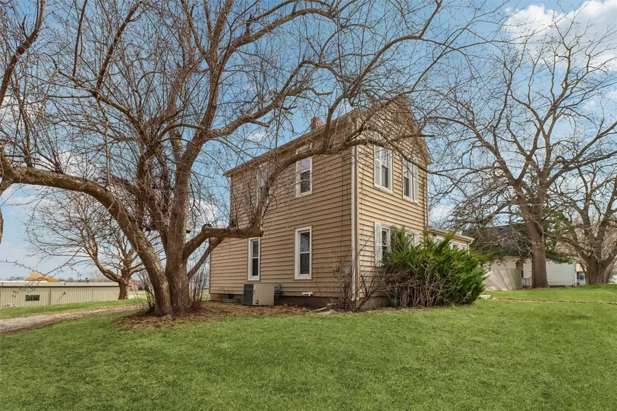 416 E 12th Street S, Newton, IA 50208 - #2